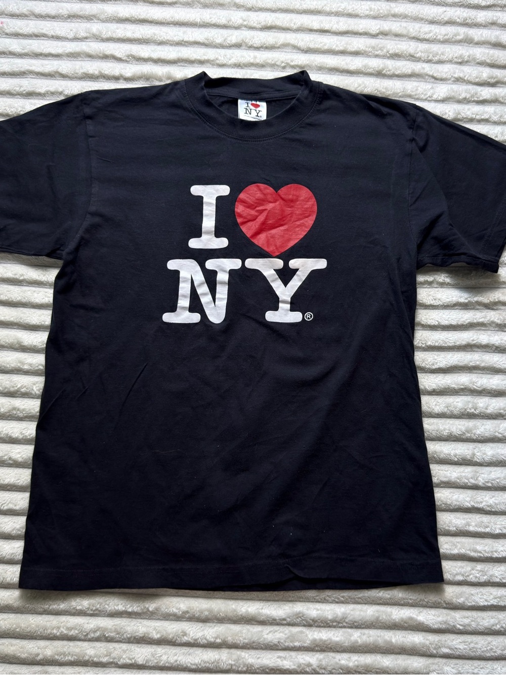 I Love NY women’s  L Black Graphic Print Logo Heart Crew T-Shirt Short Sleeve